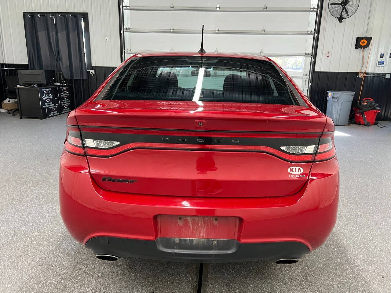 Used 2016 Dodge Dart SXT w/ Sun/Sound Group FWD image 5