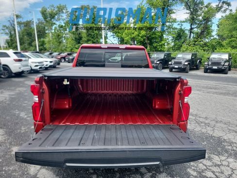 Used 2024 Chevrolet Silverado 1500 RST w/ Convenience Package II AWD/4WD image 16