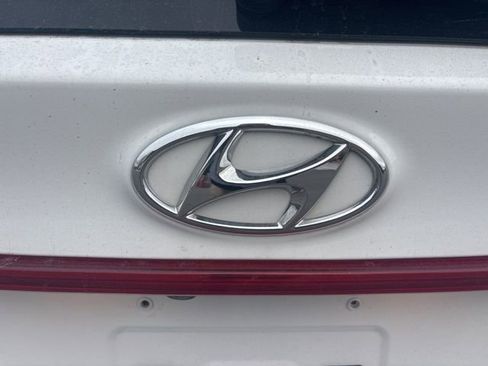 Used 2023 Hyundai Santa Fe SEL w/ Cargo Package image 15