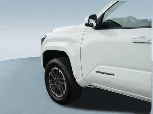 Used 2024 Toyota Tacoma TRD Sport RWD image 41