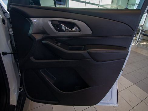 Certified 2019 Chevrolet Traverse LT image 10