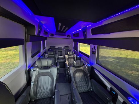 Used 2024 RAM ProMaster 3500 w/ Advanced Safety Group FWD image 18