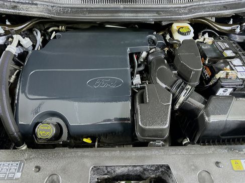 Used 2017 Ford Explorer Limited w/ Equipment Group 301A FWD image 34