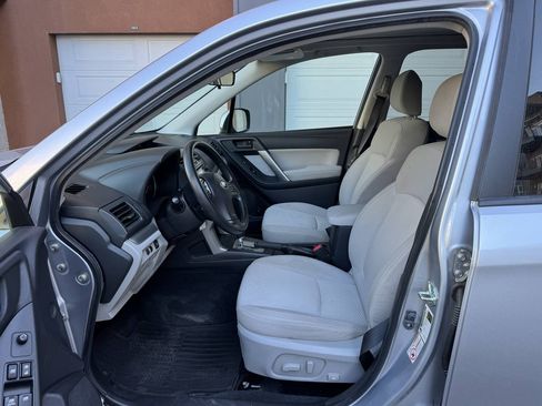 Used 2015 Subaru Forester 2.5i Premium w/ All-Weather Package AWD/4WD image 13