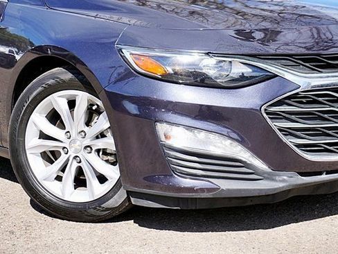 Used 2023 Chevrolet Malibu LT w/ Driver Confidence Package FWD image 4