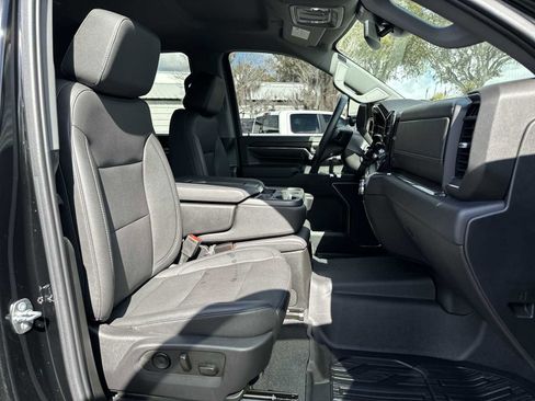 Certified 2024 GMC Sierra 3500 SLT image 19