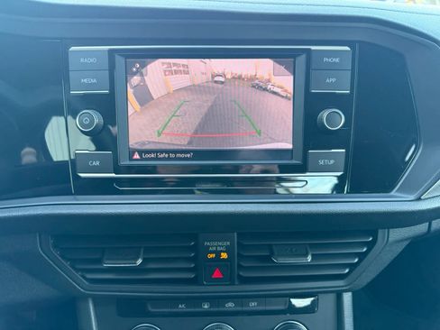 Used 2019 Volkswagen Jetta S image 16