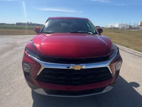 Certified 2025 Chevrolet Blazer LT AWD/4WD image 3
