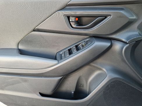 Certified 2024 Subaru Crosstrek 2.0i Premium image 12