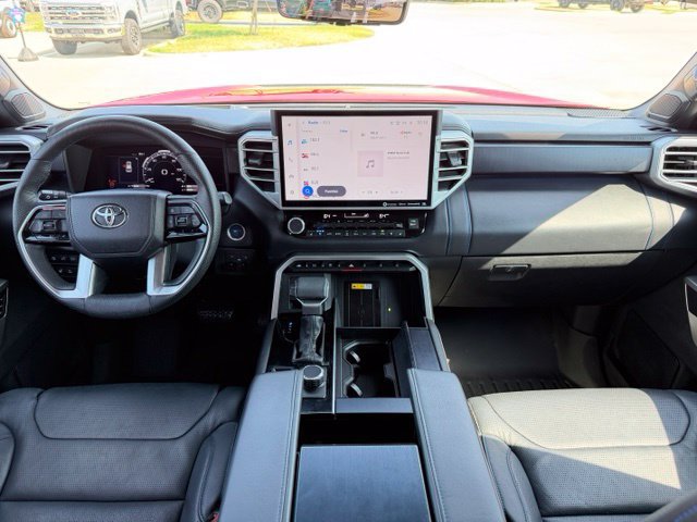 Used 2023 Toyota Sequoia Platinum AWD/4WD image 27