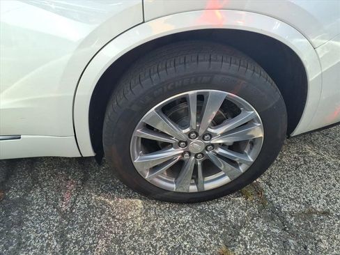 Certified 2023 Cadillac XT6 Premium Luxury image 5