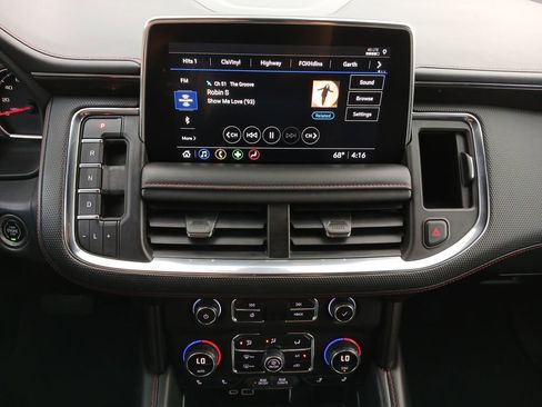 Certified 2021 Chevrolet Suburban RST image 13