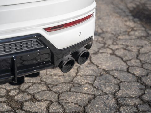 Used 2021 Lamborghini Urus image 11