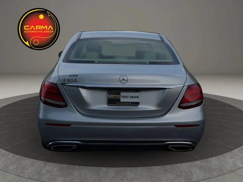 Used 2018 Mercedes-Benz E 300 image 4