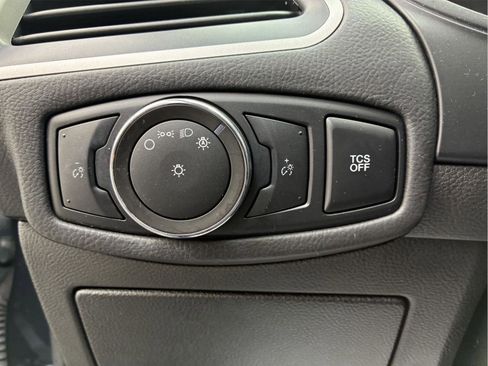 Used 2022 Ford Edge SE AWD/4WD image 19