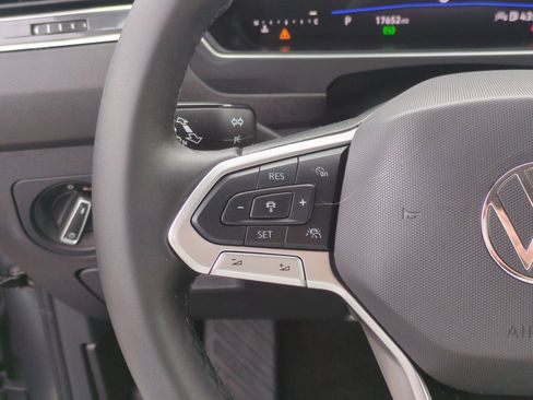 Certified 2024 Volkswagen Tiguan Wolfsburg Edition image 20