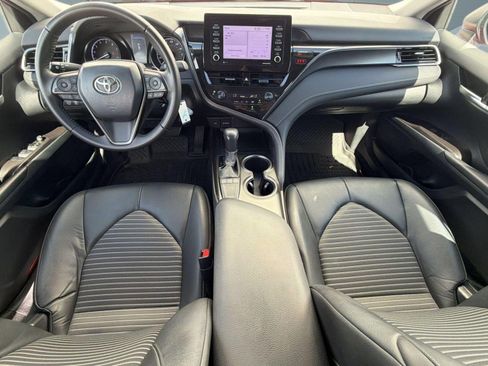Used 2024 Toyota Camry SE FWD image 17