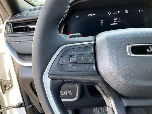 New 2026 Jeep Grand Cherokee Limited image 28