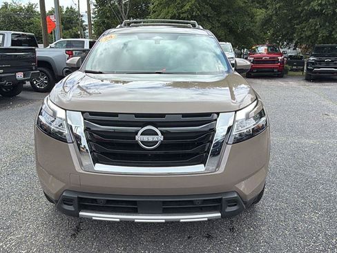 Used 2024 Nissan Pathfinder Platinum w/ Cargo Package FWD image 2