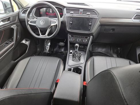 Used 2024 Volkswagen Tiguan Wolfsburg Edition image 21