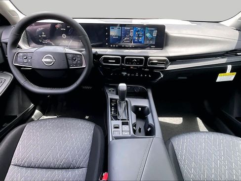 New 2026 Nissan Sentra SV w/ SV Convenience Package FWD image 5