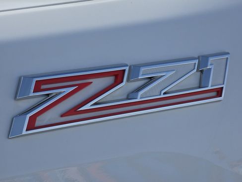 Used 2024 Chevrolet Silverado 2500 LTZ w/ LTZ Plus Package image 20