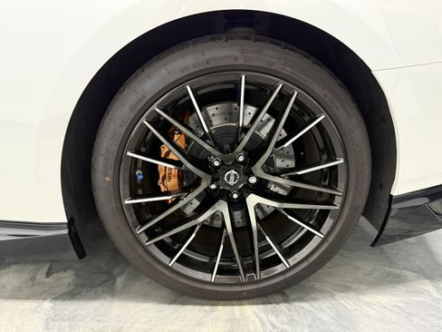 Used 2020 Nissan GT-R Premium AWD/4WD image 43