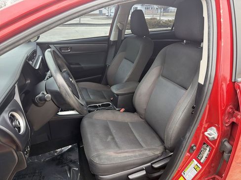 Used 2017 Toyota Corolla LE image 14