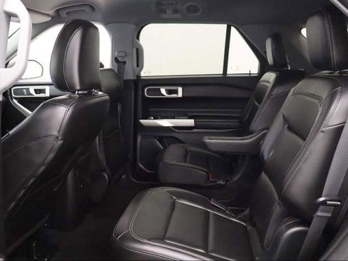 Certified 2023 Ford Explorer XLT w/ Equipment Group 202A RWD image 28