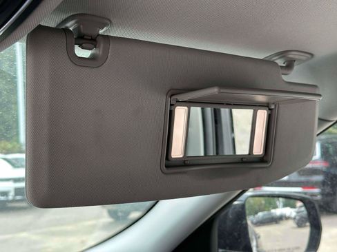 Used 2023 Jeep Grand Cherokee 4WD 4xe image 30