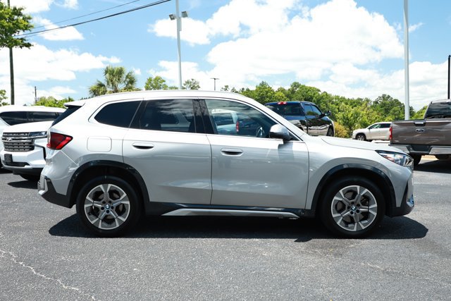 Used 2025 BMW X1 xDrive28i AWD/4WD image 4