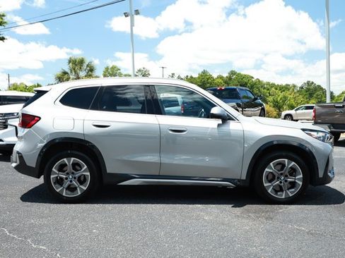 Used 2025 BMW X1 xDrive28i AWD/4WD image 4