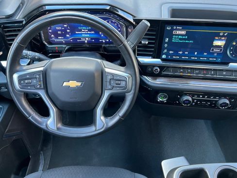 Used 2024 Chevrolet Silverado 1500 LT w/ Protection Package image 19