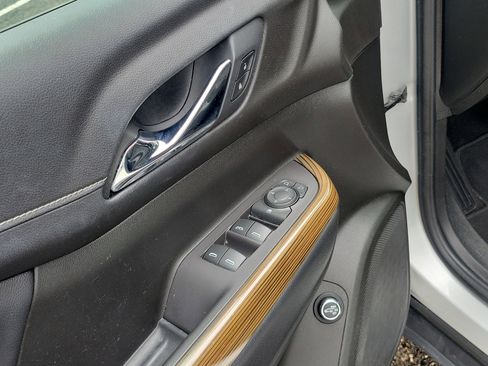 Used 2019 GMC Acadia SLE AWD/4WD image 25