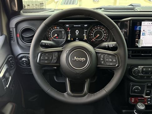 New 2026 Jeep Gladiator Rubicon AWD/4WD image 11