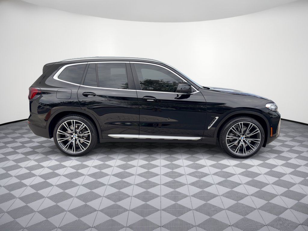 Used 2024 BMW X3 sDrive30i w/ Convenience Package RWD image 8