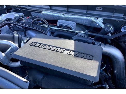 Used 2025 Chevrolet Silverado 3500 LTZ AWD/4WD image 34