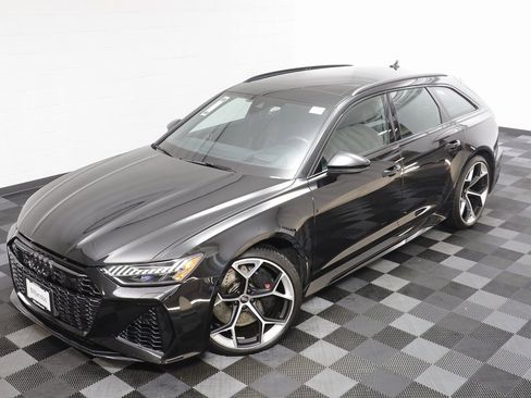 Used 2024 Audi RS 6 performance image 2