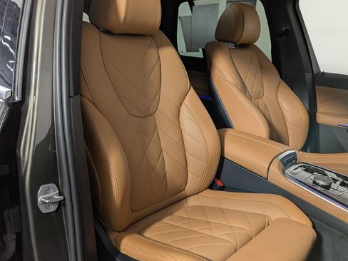 Certified 2024 BMW X5 xDrive40i w/ Premium Package image 27