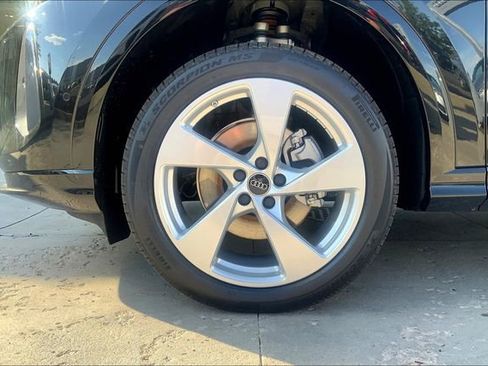 New 2025 Audi Q5 Premium Plus image 11