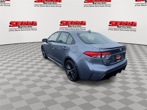 Used 2025 Toyota Corolla SE image 7