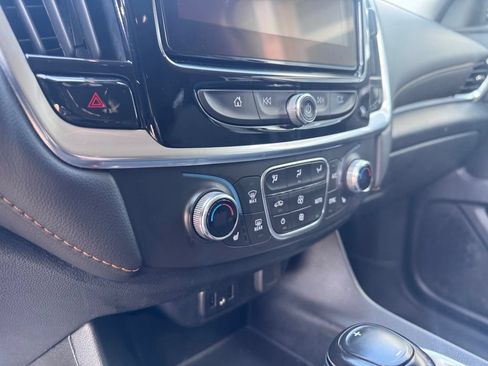 Used 2019 Chevrolet Traverse LT w/ LPO, Floor Liner Package AWD/4WD image 21