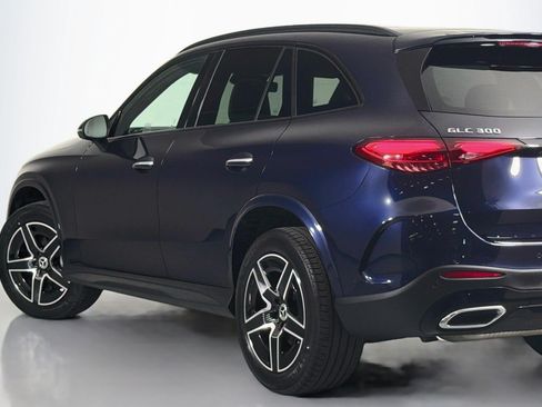 Used 2023 Mercedes-Benz GLC 300 4MATIC image 14