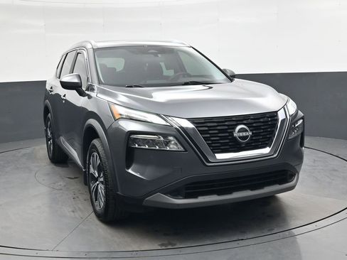 Used 2023 Nissan Rogue SV w/ SV Premium B Package image 1