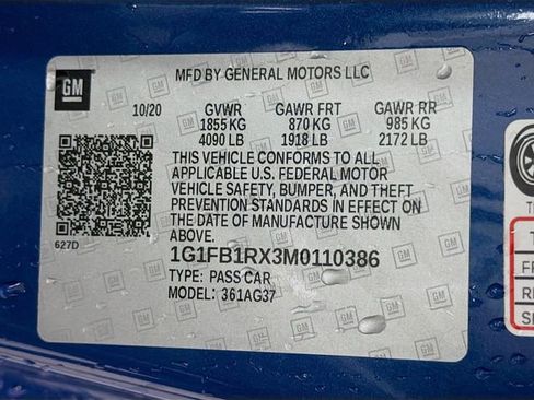 Used 2021 Chevrolet Camaro LT image 25