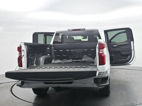 Used 2025 Chevrolet Silverado 1500 LT AWD/4WD image 43