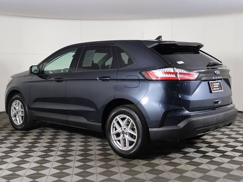 Used 2022 Ford Edge SE image 6