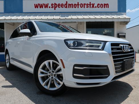 Used 2017 Audi Q7 3.0T Premium AWD/4WD image 2
