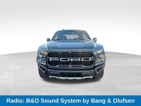 Used 2019 Ford F150 Raptor w/ Equipment Group 802A Luxury image 4