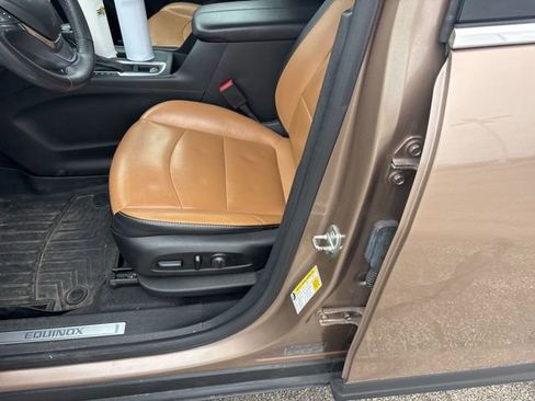 Used 2018 Chevrolet Equinox Premier image 7